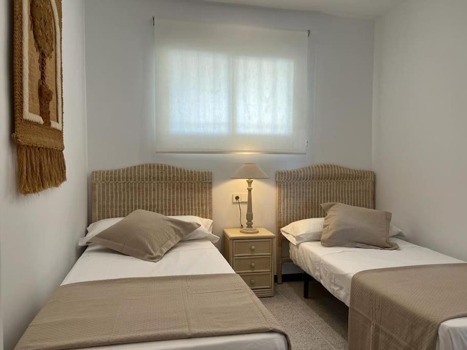 Apartamento 1ª Linea De Playa - Con Piscina Y Parking Playa de Gandia Extérieur photo