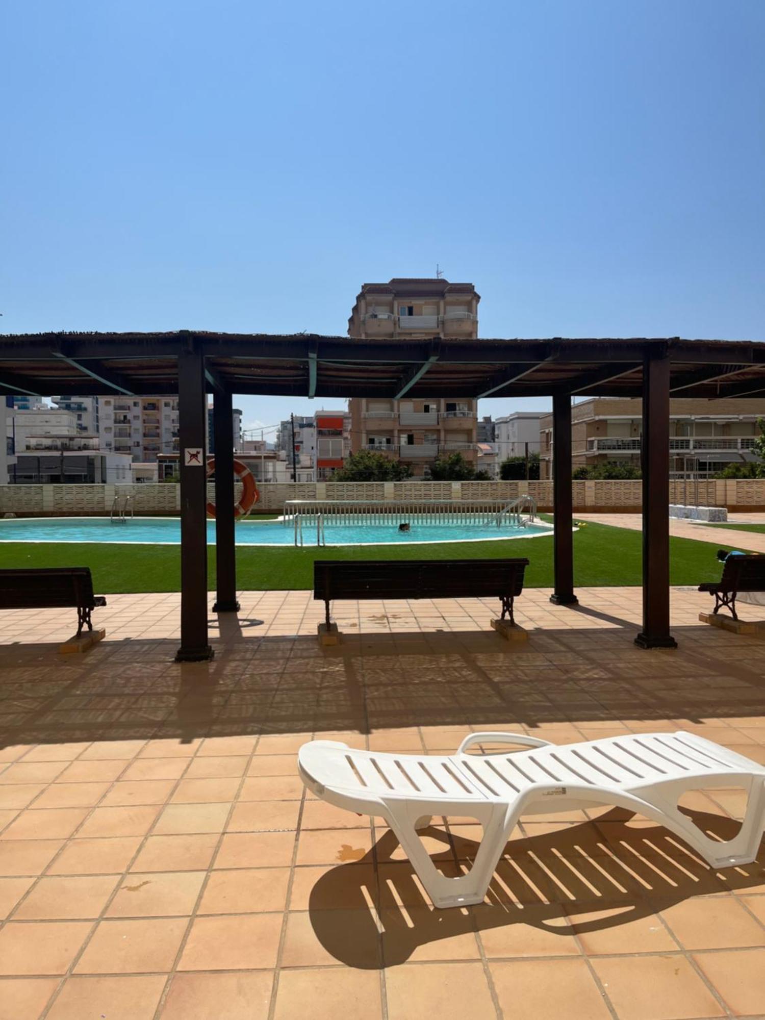 Apartamento 1ª Linea De Playa - Con Piscina Y Parking Playa de Gandia Extérieur photo